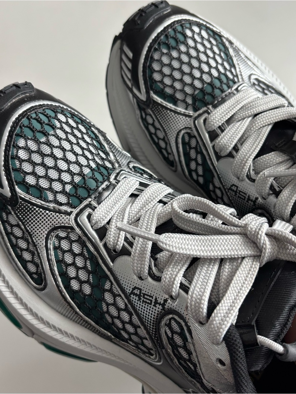 Ash Dragon Sneaker Sz 38 - Picture 8 of 9